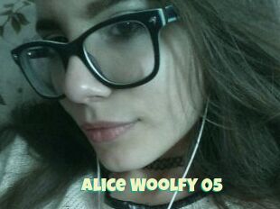 Alice_Woolfy_05
