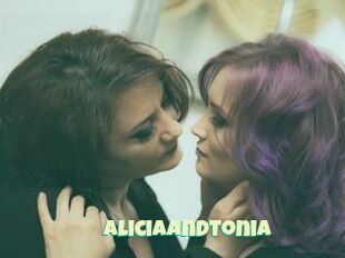 AliciaAndTonia