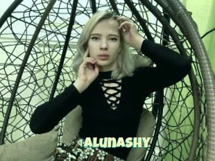 AlunaShy