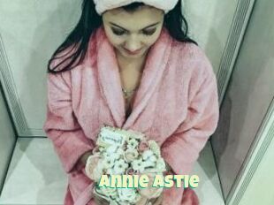 Annie_Astie