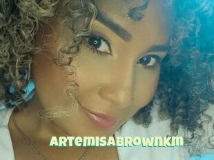 Artemisabrownkm