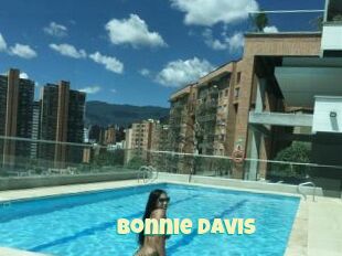 Bonnie_Davis