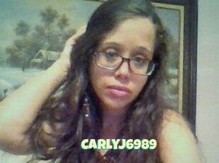 CarlyJ6989