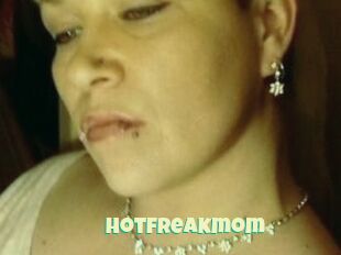 Hotfreakmom