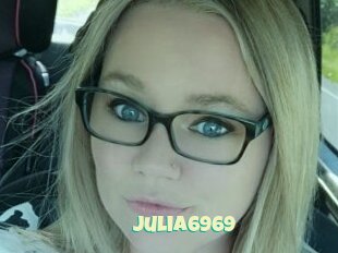 Julia6969
