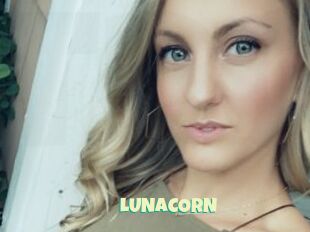 LUNACORN