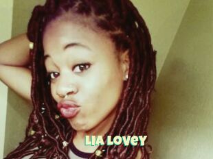 Lia_Lovey
