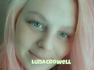 LunaCrowell