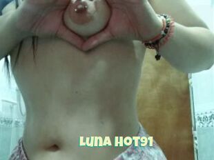 Luna_hot91