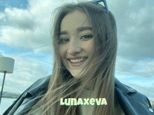 Lunaxeva