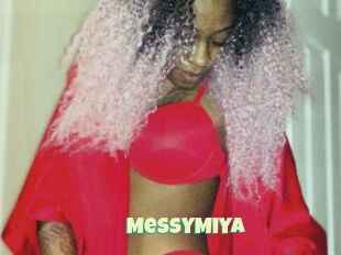 MessyMiya