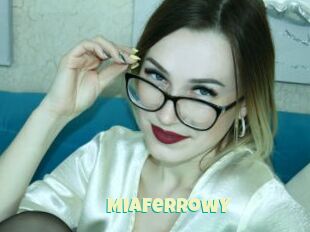 MiaFerrowY