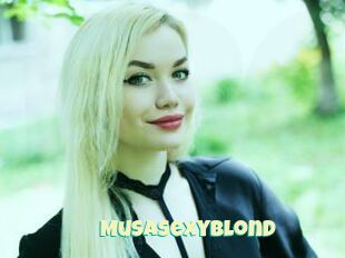 MusaSexyBlond