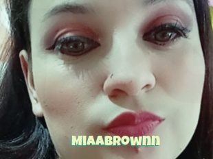 Miaabrownn