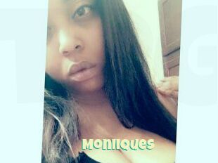 MoniiqueS