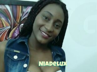NiaDelux