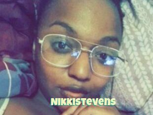 Nikki_Stevens