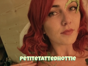 Petitetattedhottie