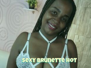Sexy_brunette_hot