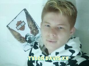 Tyler_davis_xx
