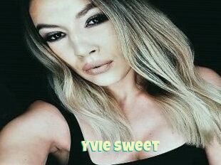 Yvie_Sweet